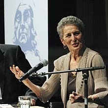 Retrato de Natalie Zemon Davis