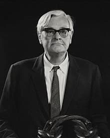 Retrato de Raymond Postgate