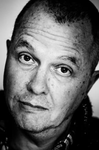 Retrato de Keith Brooke