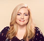 Retrato de Colleen Hoover