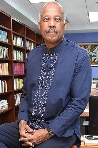 Retrato de Hilary Beckles