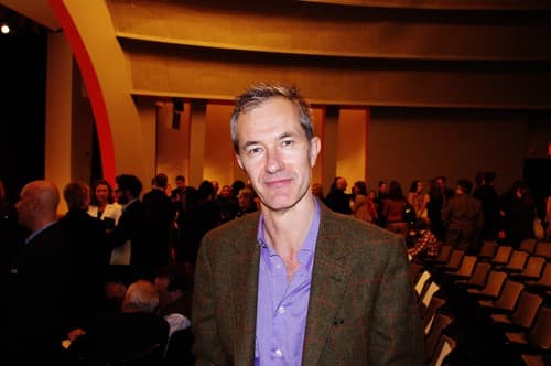 Retrato de Geoff Dyer