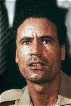 Retrato de Muammar Qaddafi