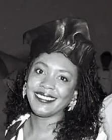 Retrato de Asake Bomani
