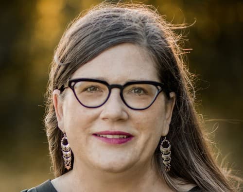 Retrato de Sarah Deer