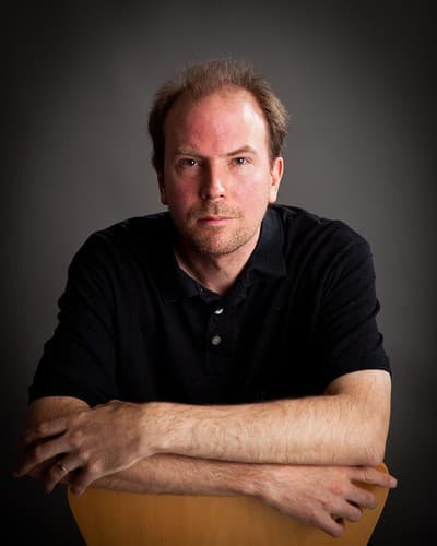Retrato de Mark Lawrence