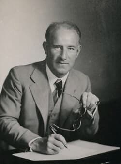 Retrato de Maurice Collis