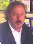 Retrato de Julio Llamazares
