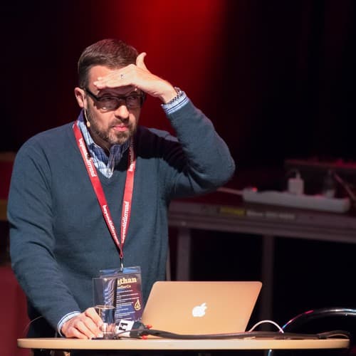 Retrato de Jonathan Hoefler