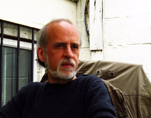Retrato de Dave Hutchinson