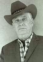 Retrato de Ray Hogan