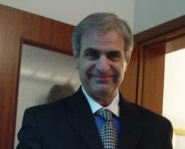 Retrato de Petraq J. Papajorgji