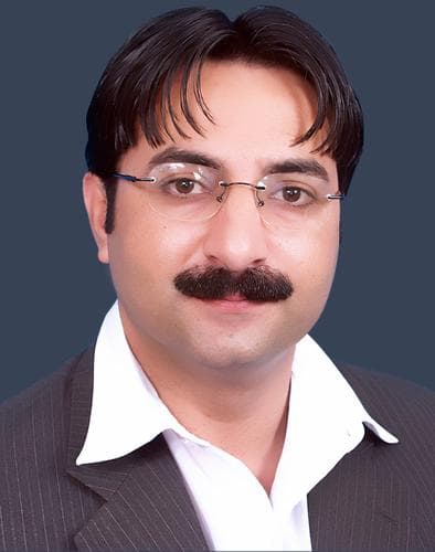 Retrato de Fayaz Zafar