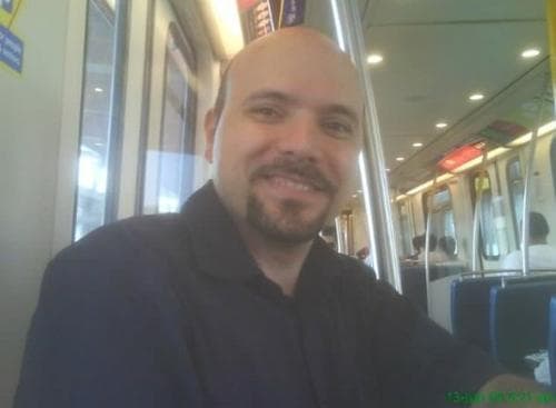 Retrato de Keyvan Babazadeh