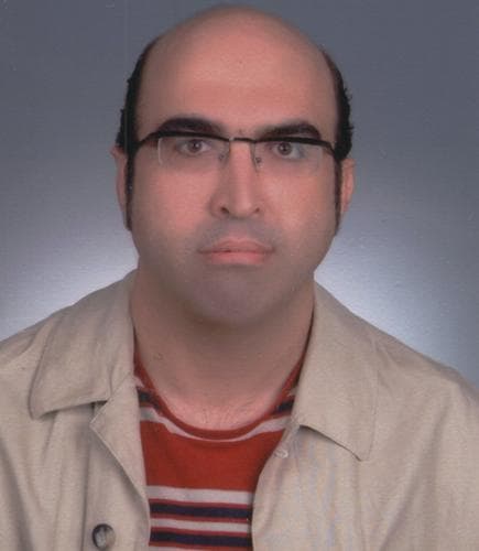 Retrato de Erol Yıldır