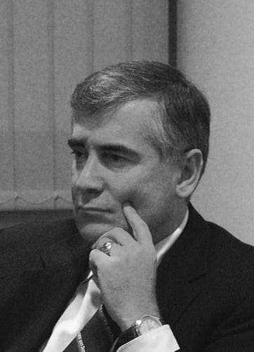 Retrato de Fatos Tarifa