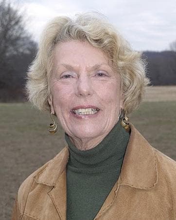 Retrato de Joyce Greenberg Lott