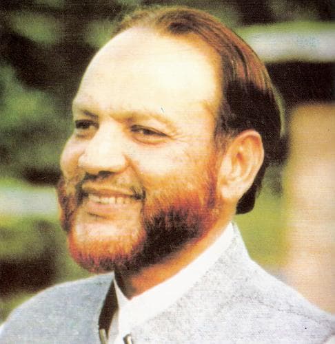 Retrato de Khurram Murad