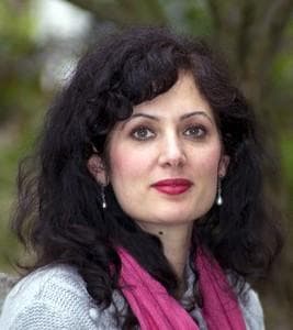 Retrato de Naika Foroutan