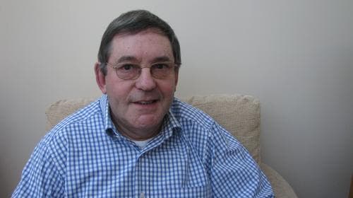 Retrato de Alan Alexander