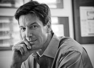 Retrato de Mark E. Russinovich