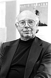 Retrato de Martin Esslin