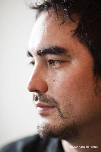 Retrato de Tim Wu