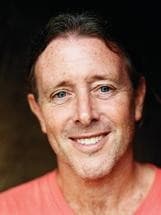 Retrato de Colin Cotterill