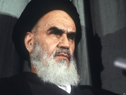 Retrato de Ruhollah Khomeini