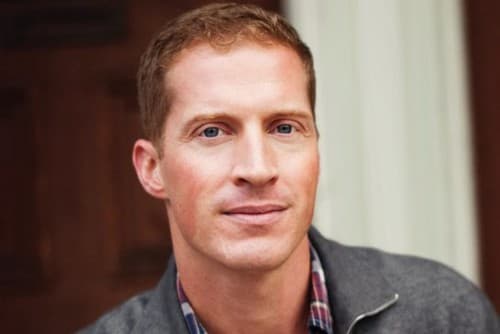 Retrato de Andrew Sean Greer
