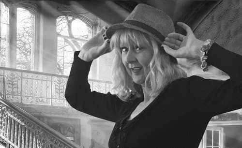 Retrato de Carrie Wachsmann