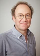 Retrato de Ben Macintyre