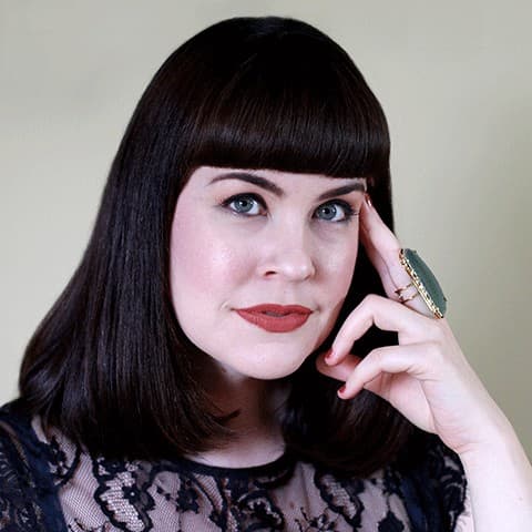 Retrato de Caitlin Doughty