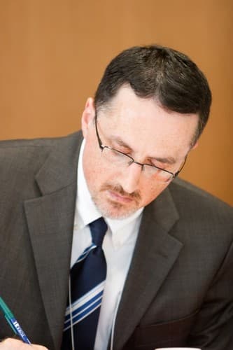 Retrato de Peyman Vahabzadeh
