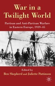 Tapa de War in a twilight world