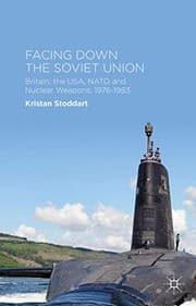Tapa de Facing Down the Soviet Union