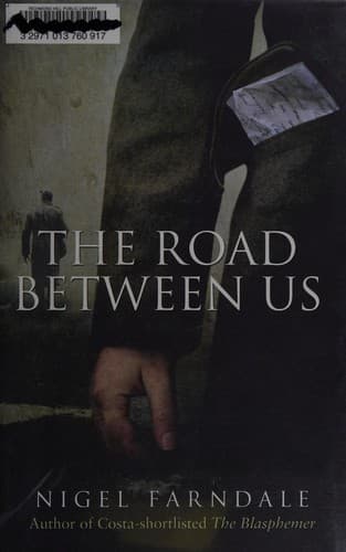 Tapa de The road between us
