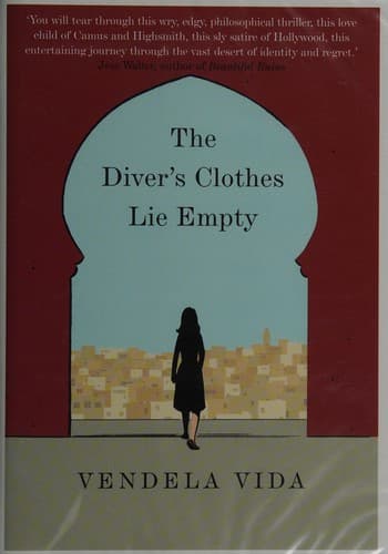 Tapa de Diver's Clothes Lie Empty