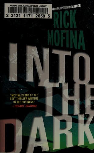Tapa de Into the Dark