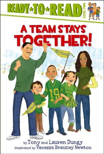 Tapa de A Team Stays Together!