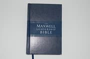 Tapa de NKJV Maxwell Leadership Bible-Blue/Gray LeatherSoft