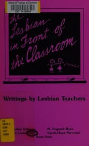 Tapa de The Lesbian in front of the classroom