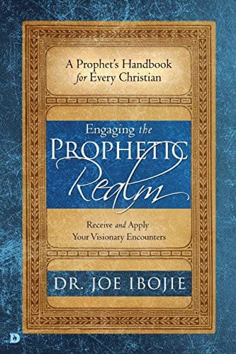 Tapa de Engaging the Prophetic Realm