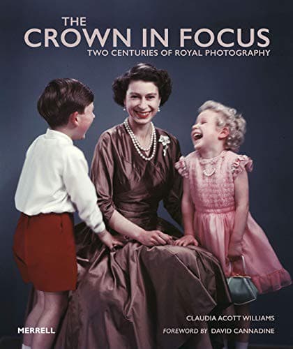 Tapa de The Crown in Focus