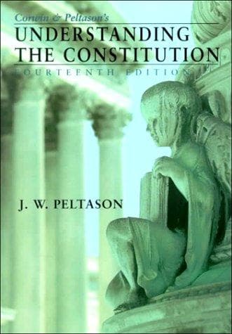 Tapa de Understanding the constitution