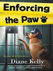 Tapa de Enforcing the Paw