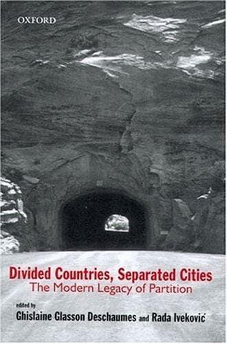 Tapa de Divided countries, separated cities