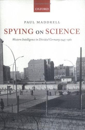 Tapa de Spying on science