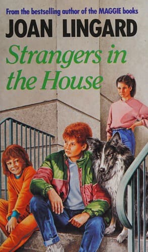 Tapa de Strangers in the house.