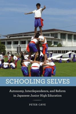 Tapa de Schooling Selves